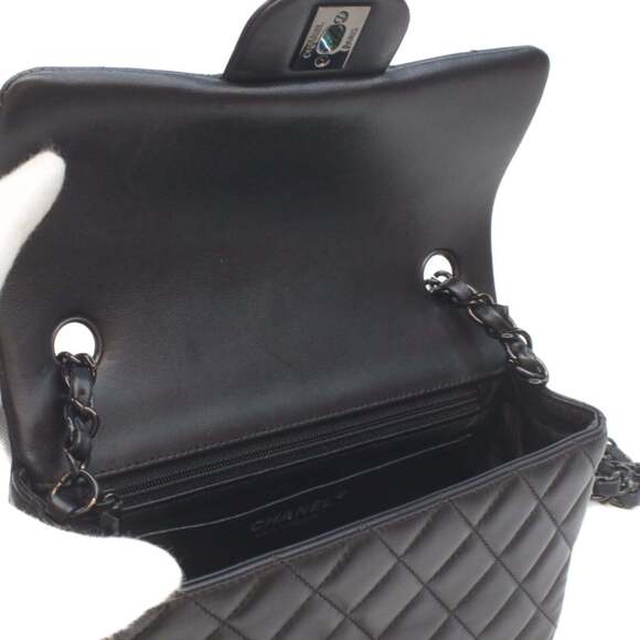 CHANEL A69900 Lamb So Black Mini Matelasse 20 Shoulder Bag, with Hardware, Wo... - Picture 8 of 11